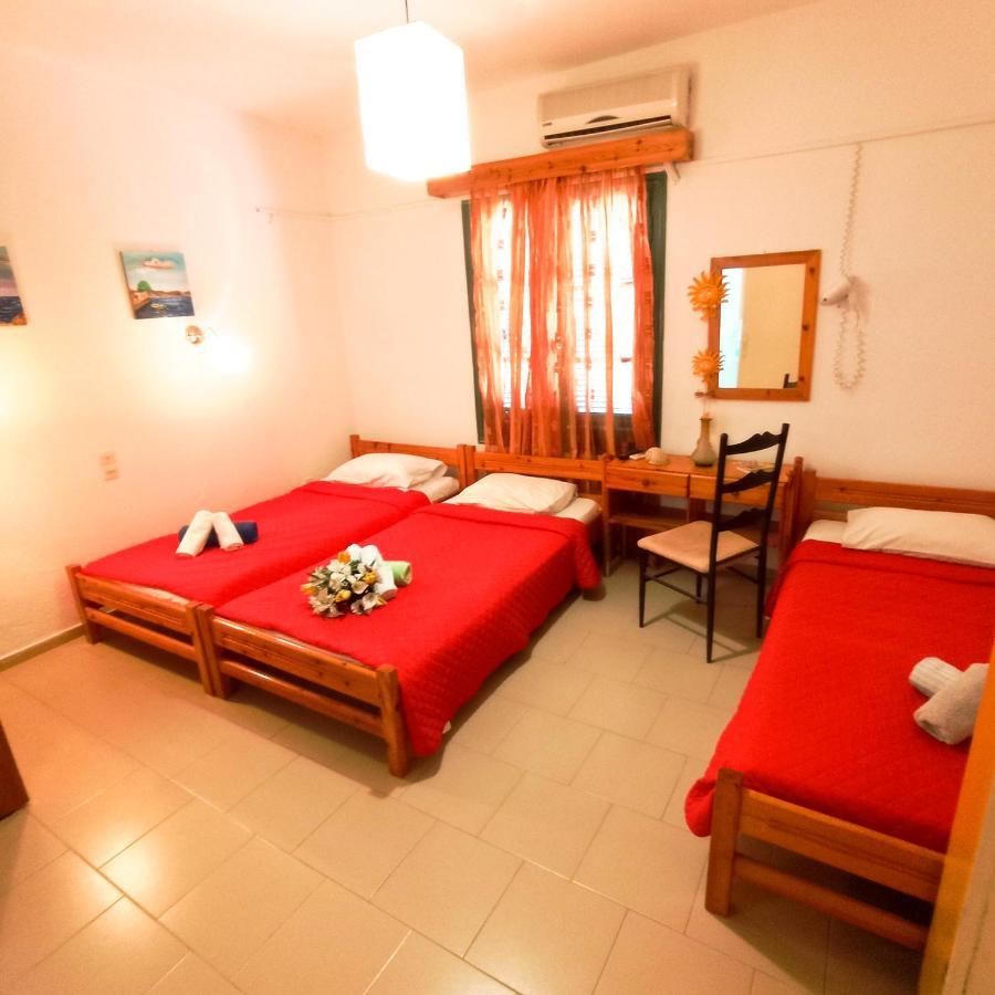 Pansion Konstantinos Aparthotel Skiathos Exterior foto